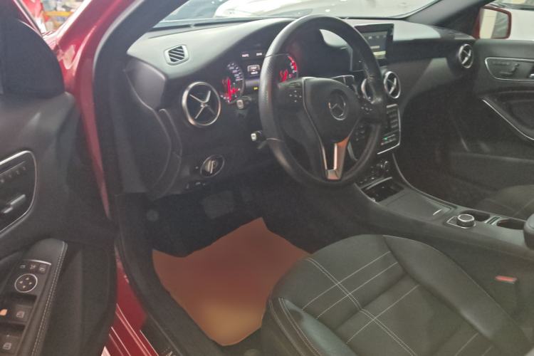 Used Mercedes-Benz A-Class 2013 A 200 Urban Edition Driver Seat