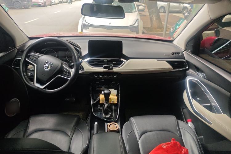 Used Baojun 530 2019 1.5T CVT Luxury Model China VI Emission Standard