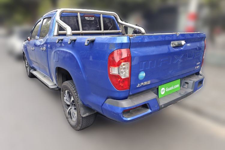 Used SAIC MAXUS T70 2021 2.0T Diesel Manual Two-Wheel Drive Entry-Level Version with Long Bed and High Ground Clearance
