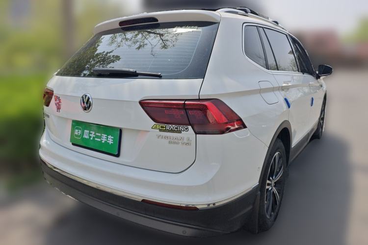 Used Volkswagen Tiguan L 2017 330TSI Automatic Two-Wheel Drive Flagship Edition Rear Right 45 Deg