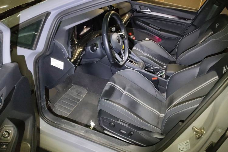 Used Volkswagen Golf 2021 280TSI DSG R-Line
