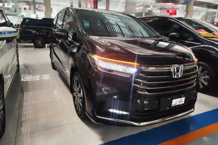 Used Honda Odyssey 2024 2.0L eHEV Sharp & Enjoy Edition