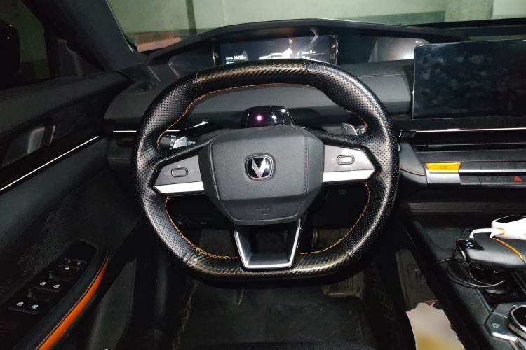Used CHANGAN UNI-V 2022 1.5T Prestige Version Steering Wheel