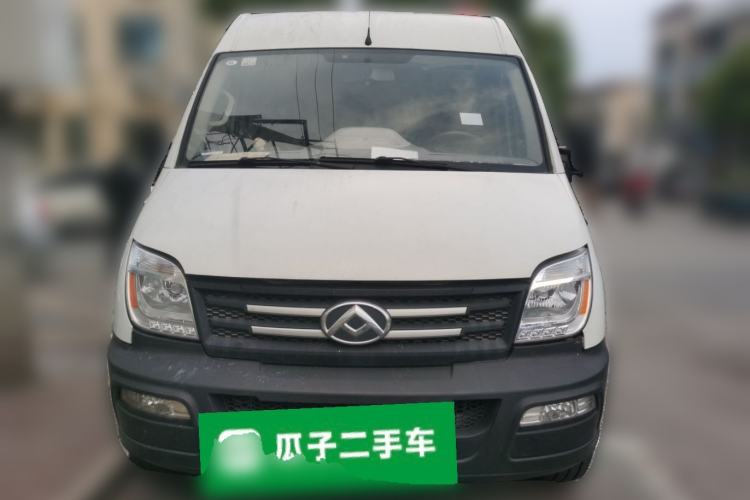 Used SAIC MAXUS Xintu V80 2019 2.5T Classic AMT Aoyuntong Facelifted Short-Wheelbase Mid-Roof 5/6-Seater Front