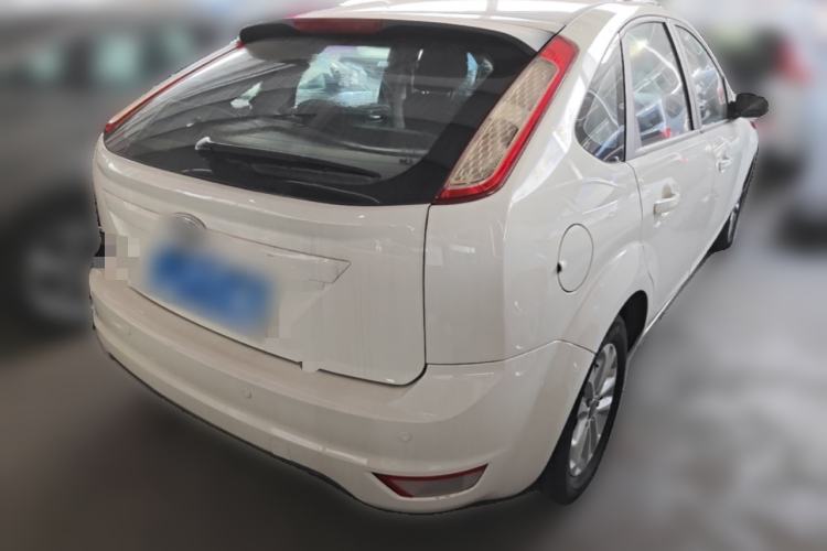 Used Ford Focus 2013 Hatchback Classic 1.8L Automatic Base Model
