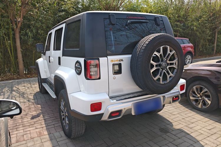 Used BAIC Off-Road BJ40 2019 2.3T Automatic Four-Wheel Drive Urban Hunter Edition Premium Model China VI Emission Standard