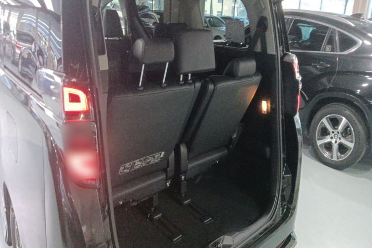 Used Toyota Vellfire 2020 Dual-Engine 2.5L HV Luxury Edition Trunk