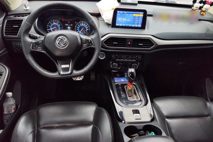 Used Dongfeng Fengon S560 2018 1.8L CVT Prestige Model Center Console