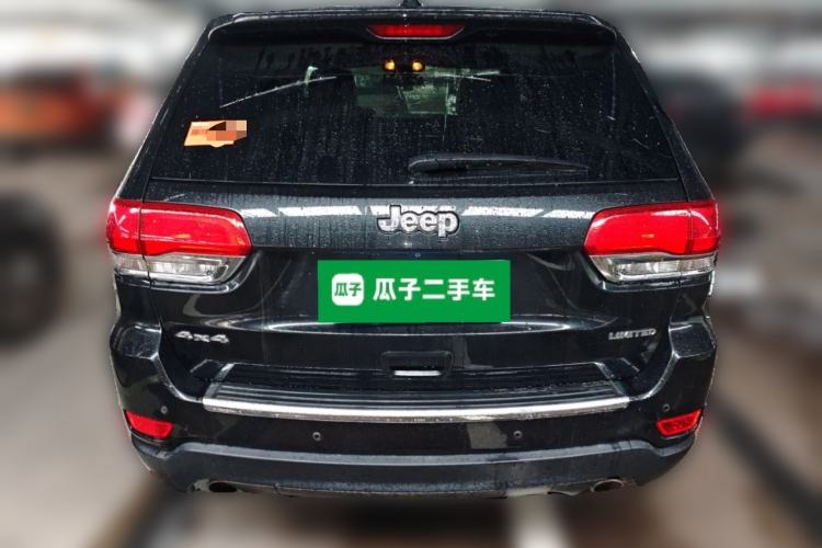 Used Jeep Grand Cherokee 2014 3.6L Elite Navigation Edition Rear