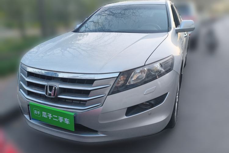 Used Honda Crosstour 2012 2.4L Luxury Edition Front