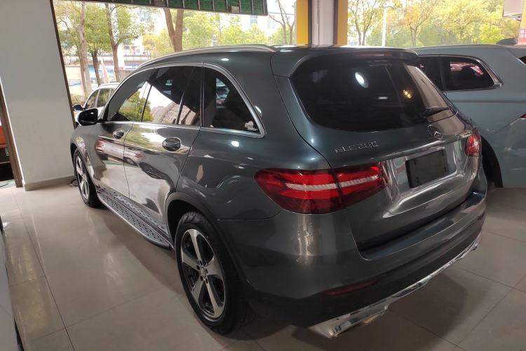 Used Mercedes-Benz GLC 2016 GLC 260 4MATIC Luxury Model
