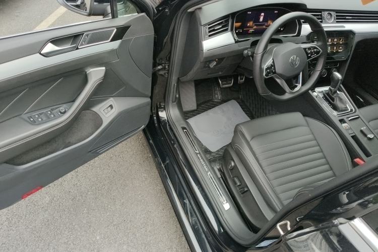 Used Volkswagen Magotan 2023 2 Million Units Limited-Edition 280TSI DSG Comfort Version Driver Seat