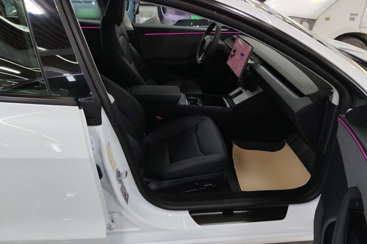 Used Tesla Model 3 2025 Model Revised Rear-Wheel-Drive Version
