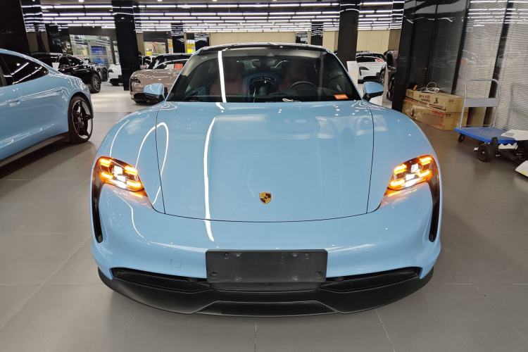 Used Porsche Taycan 2022-Year Updated Taycan