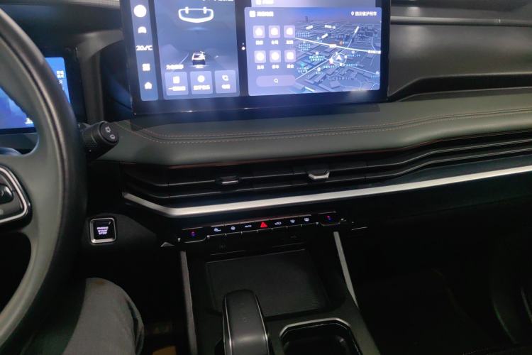 Used Geely Auto Haoyue L 2023 2.0T DCT Prestige Edition
