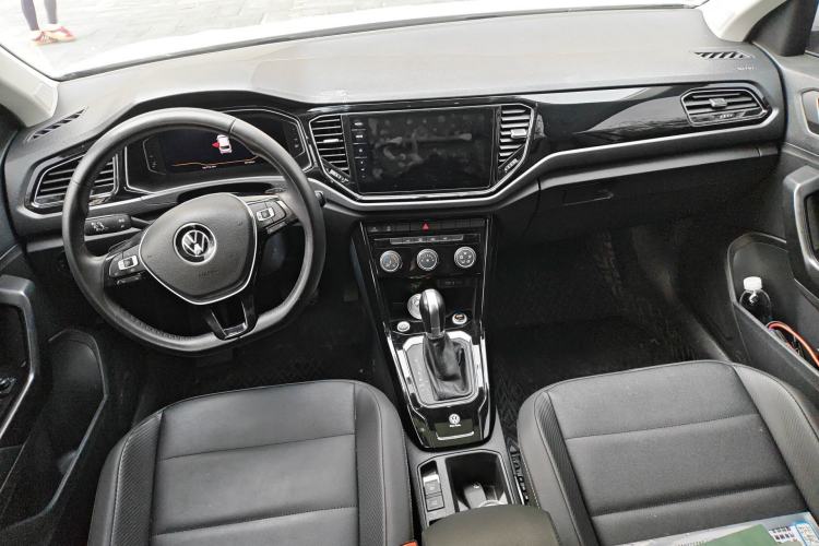 Used Volkswagen T-ROC 2022 280TSI DSG Two-Wheel Drive Elite PLUS Center Console