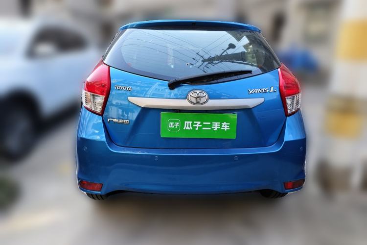 Used Toyota YARiS L Zhi Xuan 2015 1.5E Automatic Charm Edition
