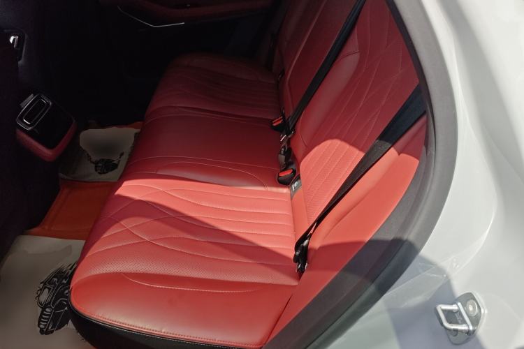 Used EXEED Stellar 2023 400T Four-Wheel Drive Premium Flying Fish Edition Left Rear Seat