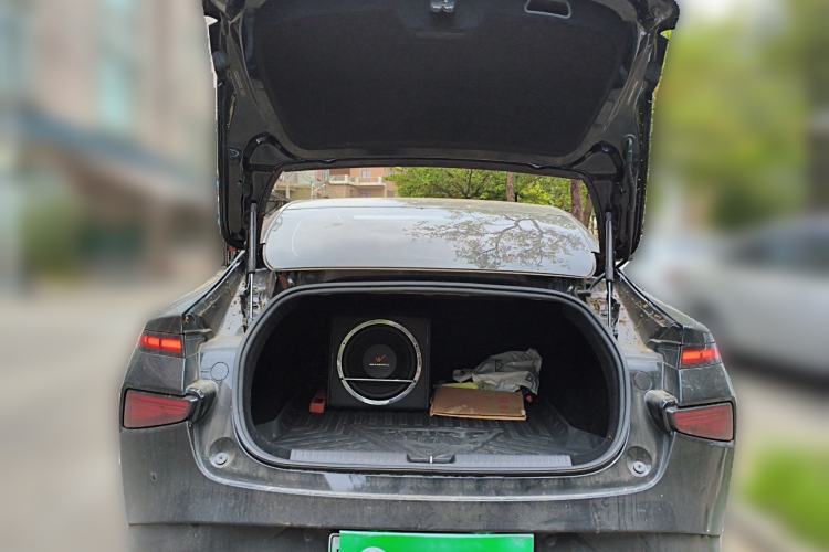 Used XPeng P7 2022 480G+ Trunk