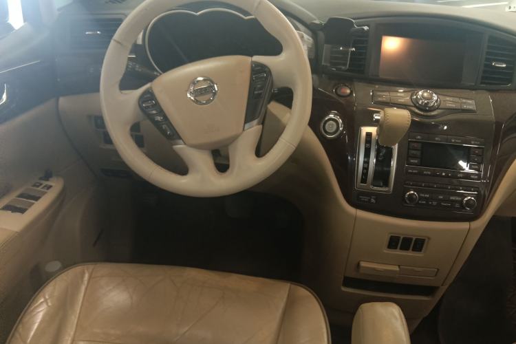 Used Nissan Quest 2015 3.5L SL Steering Wheel