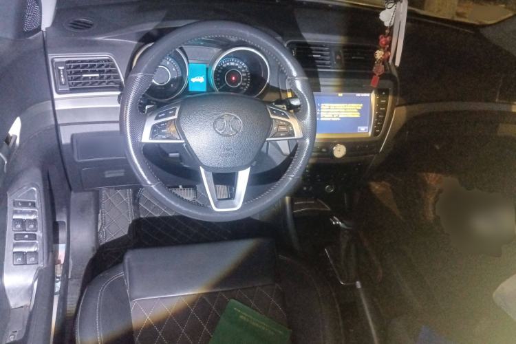 Used BAIC Senova X65 2015 2.0T Automatic Elite Model