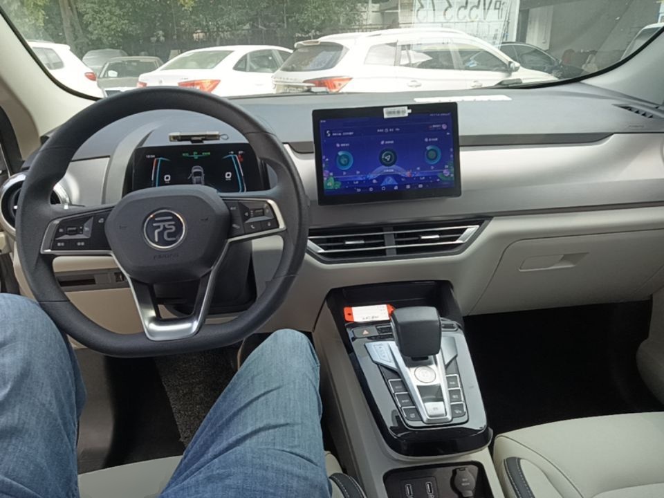 BYD Yuan Pro 2021 401 km Luxury Version — снимка 12