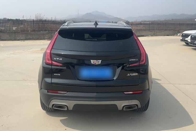 Used Cadillac XT4 2020 28T Two-Wheel-Drive Leading Version
