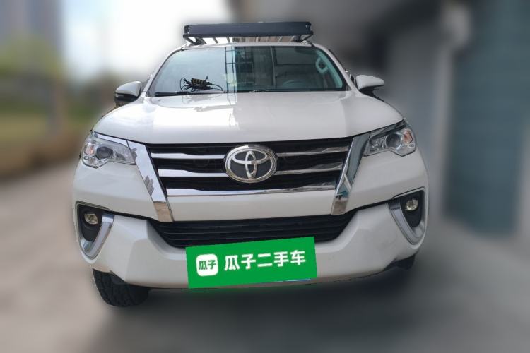 Used Toyota Fortuner  Front