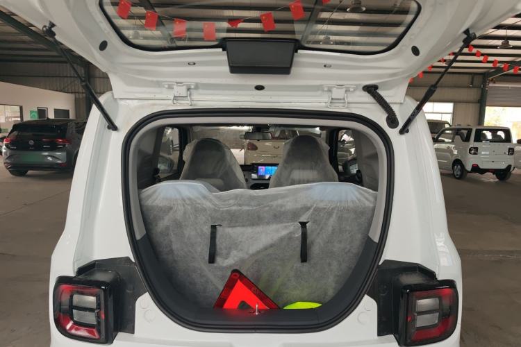 Used Geely Galaxy Panda 2024 Panda Mini 200km Endurance Bear Trunk