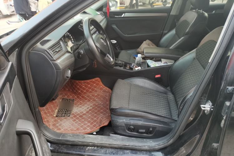 Used Skoda Superb 2016 TSI330 DSG Innovation Edition
