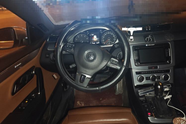 Used Volkswagen FAW-Volkswagen CC 2015 1.8TSI Luxury Model Steering Wheel