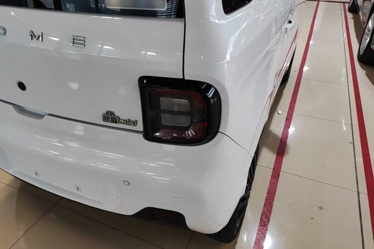 Used Geely Galaxy Panda 2023 Panda Mini 200km Endurance Bear
