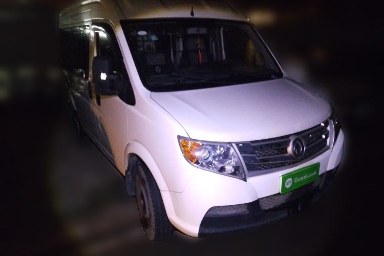 Used Dongfeng Yufeng 2020 2.3T Economy Logistics Vehicle Short Wheelbase Low Roof 5-9 Seater WP2.3
