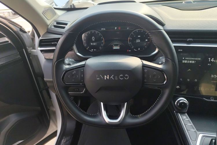 Used Lynk & Co 05 2020 2.0TD Two-Wheel Drive Shine Halo
