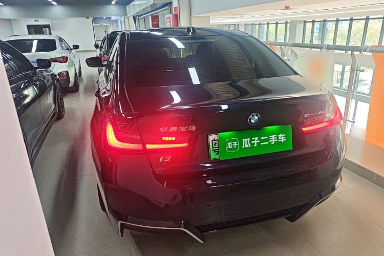 Used BMW i3 2024 eDrive 35 L
