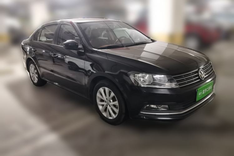 Used Volkswagen Lavida 2017 1.6L Automatic Comfort Edition
