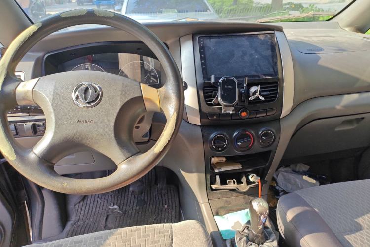 Used Dongfeng Shuaike 2011 1.6L Manual Luxury 7-Seater
