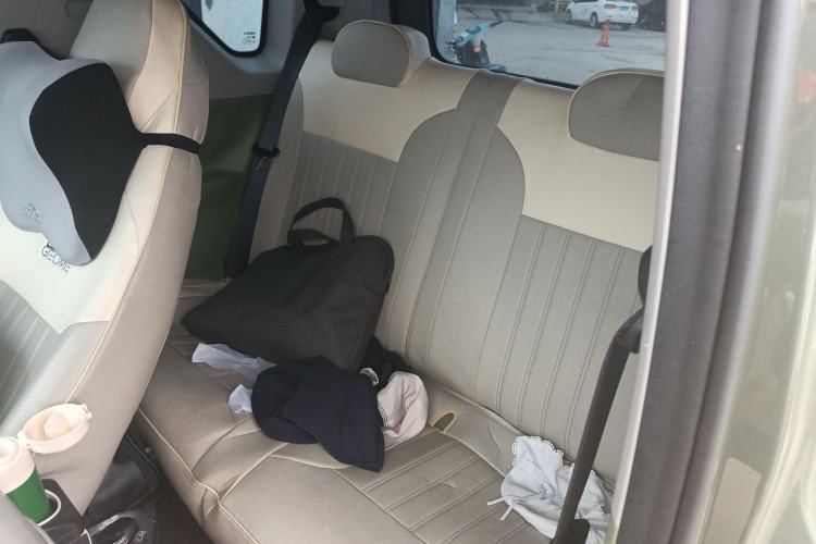 Used Geely Galaxy Panda 2025 210km Panda Rider Left Rear Seat
