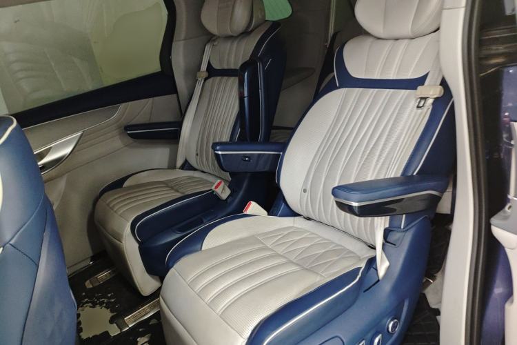 Used Roewe iMAX8 2022 400TGI Celebration Edition