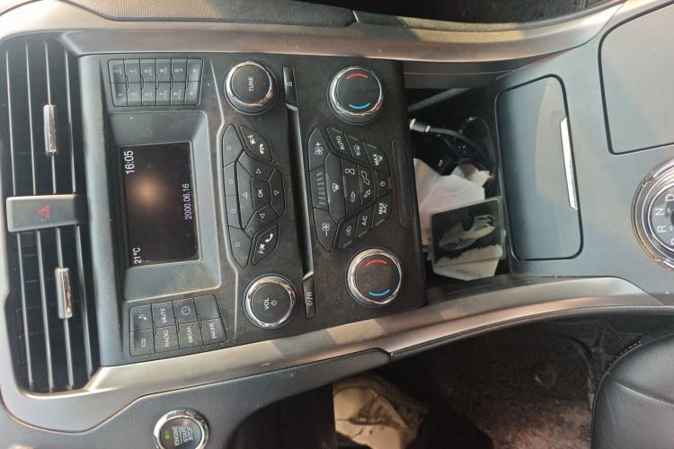 Used Ford Mondeo 2017 EcoBoost 180 Stylish Model Audio And AC Panel