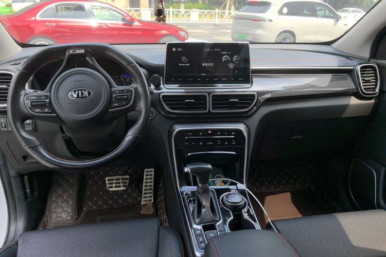 Used Kia KX5 2019 1.6T Automatic Two-Wheel Drive Luxury Edition Center Console