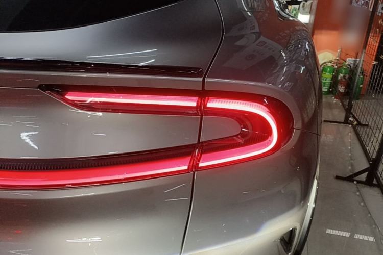 Used Xiaomi Auto YU7 2025 Ultra-Long Range Rear-Wheel Drive Version
