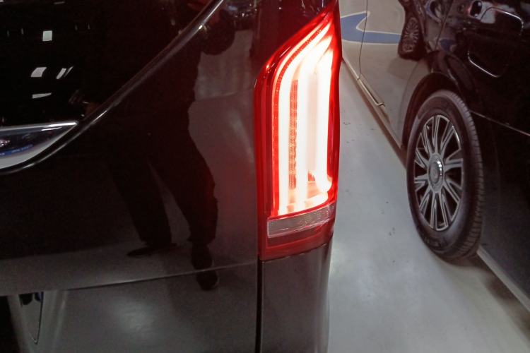 Used Mercedes-Benz V-Class 2018 V 260 Prestige Edition China VI