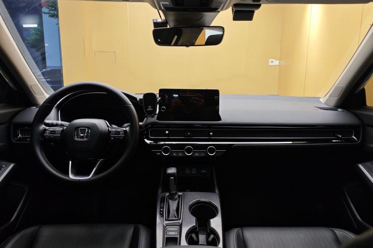 Used Honda Civic 2022 240TURBO CVT Dynamic Control Version