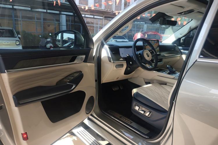 Used Tank 500 New Energy 2024 Hi4-T
