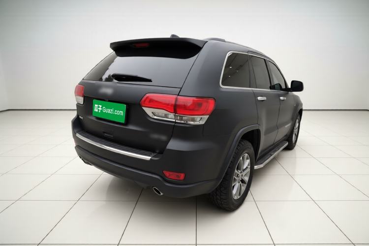 Used Jeep Grand Cherokee 2016 3.0L Comfort Navigation Edition Exterior 5