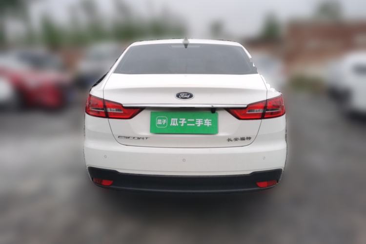 Used Ford Escort 2019 Revised 1.5L Automatic ZhiXiang Version China VI Standard
