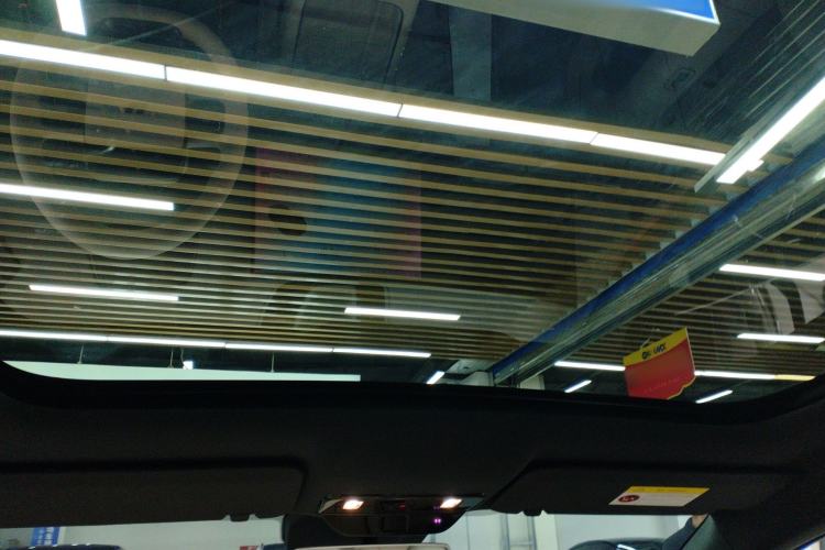 Used Li Auto i6 2025 Model Four-Wheel-Drive Standard Type Headliner