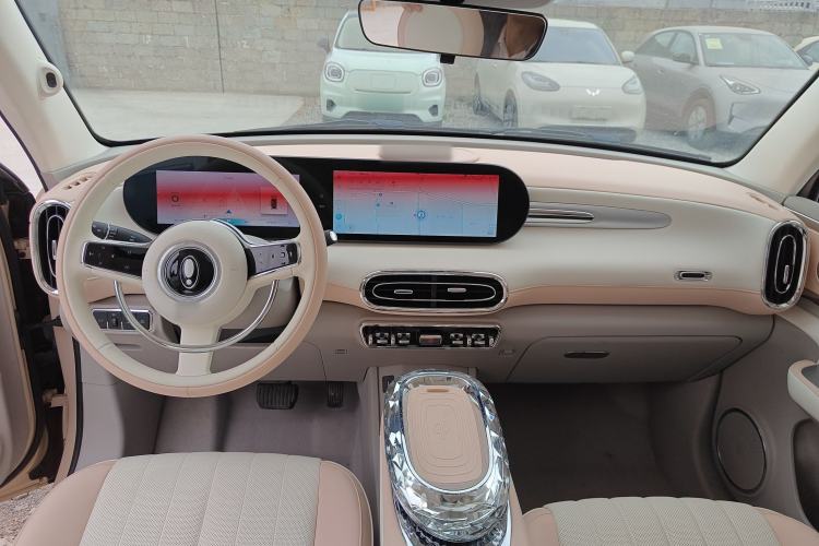 Used ORA Ballet Cat 2022 401 km Nutcracker Edition
