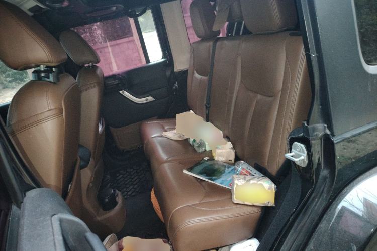 Used Jeep Wrangler 2013 3.6L Sahara Four-Door Edition
